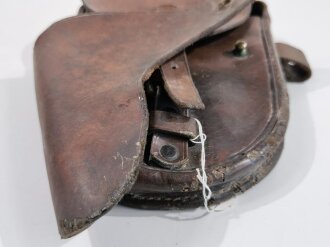 Ungarn, Hufeisentasche datiert 1940. Leder angetrocknet