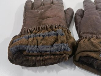 Paar Fallschirmjäger Handschuhe, kurze, gefütterte Ausführung. Leicht getragenes Paar in gutem Zustand