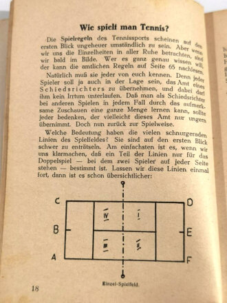 "Tennis-Fibel", Herausgegeben von der Reichsjugendführung, datiert 1941, 76 Seiten, unter DIN A5, fleckig