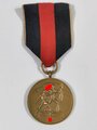 Anschlussmedaille Sudetenland (01. Oktober 1938) mit Band an Nadel. Schöner Zustand