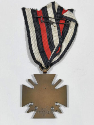 Ehrenkreuz für Frontkämpfer mit Schwerter am Band , Hersteller R.V. Pforzheim 21