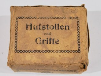 Karton " 100 Stück Hufstollen " Reichsheer 1943