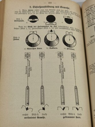 "Der Dientsunterricht im Heere",Ausgabe für den Schützen der Panzerabwehrkompanie, Berlin 1938/39, 358 Seiten, Einband fleckig