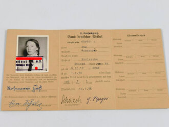 Mitglieds Ausweis für den Bund deutscher Mädel  einer Angehörigen aus Karlsruhe