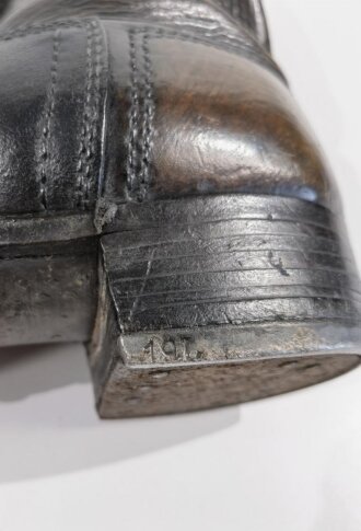 Paar Stiefel für Mannschaften der Wehrmacht, getragene Kammerstücke, Sohlenlänge 30cm