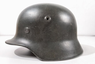 Heer, Stahlhelm Modell 1940. Originallack, der...