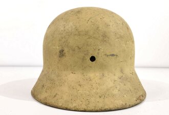 Stahlhelmglocke Wehrmacht Modell 1935, ET62, vom norwegischen Zivilschutz weiterverwendet und entsprechend lackiert