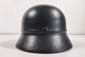 Stahlhelm Luftschutz. Zusammengehöriges Stück, Originallack, entnazifiziert