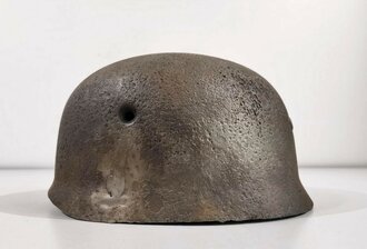 Luftwaffe Fallschirmjäger Stahlehlmglocke M38. Narbiger Bodenfund, gereinigt und geschweißt