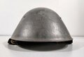 NVA Stahlhelm datiert 1962 mit Innenfutter neuer Art. Originallack