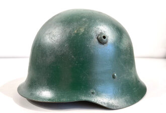 Bulgarien, Stahlhelm M36. Überlackiertes Stück