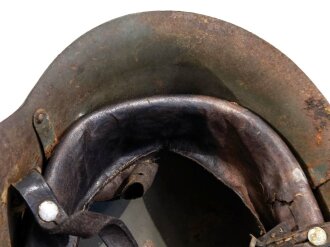 Bulgarien, Stahlhelm M36. Überlackiertes Stück