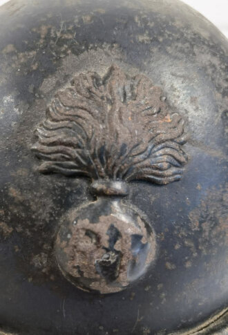 Frankreich, Stahlhelm für Panzertruppen Modell 1935.  Blauer Originallack