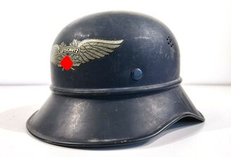 Luftschutz Stahlhelm in gutem Zustand, zusammengehöriges Stück, Originallack