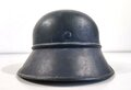 Luftschutz Stahlhelm in gutem Zustand, zusammengehöriges Stück, Originallack