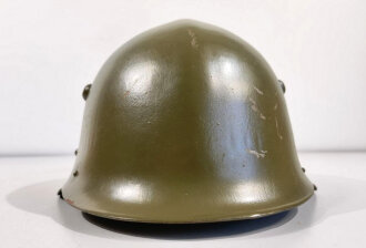 Bulgarien Stahlhelm M36C , Originallack, so bis in die 80iger Jahre getragen