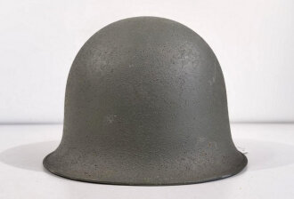 Frankreich, Stahlhelm Modell 1951 in sehr gutem Zustand. der Innenhelm datiert 1955, Variante in blau