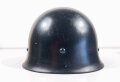 Frankreich, Stahlhelm Modell 1951 in gutem Zustand. der Innenhelm datiert 1965, Variante in blau