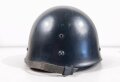 Frankreich, Stahlhelm Modell 1951 in gutem Zustand. der Innenhelm datiert 1965, Variante in blau