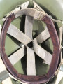 Jugoslawien Stahlhelm M59, Originallack und Abzeichen