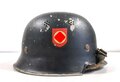 Feuerwehr III.Reich, Leichtmetallhelm Originallack mit beiden Abzeichen, dise zu beinahe 100% erhalten.