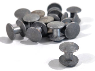Niete für Stahlhelm Kinnriemen Wehrmacht aus Zink, Durchmesser je 8mm, sie erhalten ein ( 1 ) Stück