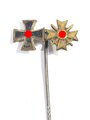 Miniatur 9 mm Eisernes Kreuz und Kriegsverdienstkreuz mit Schwerter 2. Klasse
