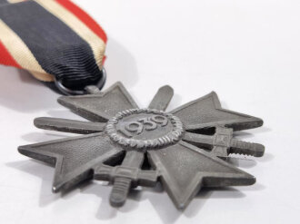 Kriegsverdienstkreuz 2. Klasse mit Schwerter. Zink Stück