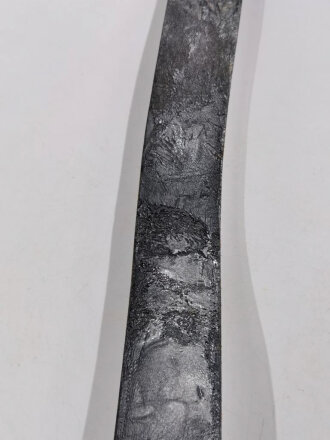 Lackleder Koppelriemen für Koppelschlösser alter Art bis 1895. Sehr guter Zustand, weich, Lackleder nicht brüchig. Gesamtlänge 104cm, Höhe 50mm