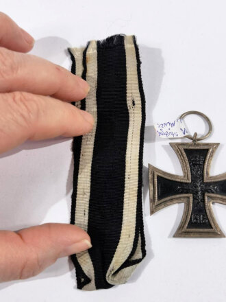 Eisernes Kreuz 2.Klasse 1914, Hersteller "KM" im Bandring für Königliche Münze Stuttgart