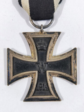 Eisernes Kreuz 2.Klasse 1914, Hersteller "J" im Bandring für Juncker, Berlin / Band oben vernäht