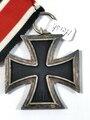 Eisernes Kreuz 2. Klasse 1939 mit Hersteller 98 im Bandring für " Rudolf Souval, Wien "  / Hakenkreuz minimal Berieben