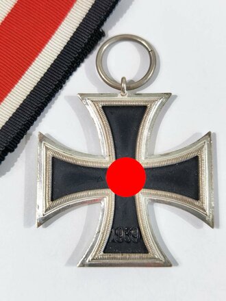 Eisernes Kreuz 2. Klasse 1939 in Schinkelform, Zarge im...