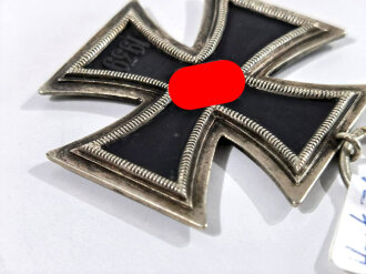 Eisernes Kreuz 2. Klasse 1939 mit Hersteller 75 im Bandring für " zur Zeit noch unbekannt " Sehr selten / Hakenkreuz mit voller Schwärzung