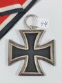 Eisernes Kreuz 2. Klasse 1939 mit Hersteller 44 im Bandring für " Jakob Bengel, Idar Oberstein " selten / Hakenkreuz mit voller Schwärzung