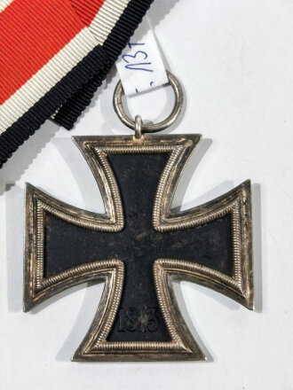 Eisernes Kreuz 2. Klasse 1939 mit Hersteller 137 im Bandring für " J.H. Werner, Berlin " sehr selten / Hakenkreuz minimal Berieben