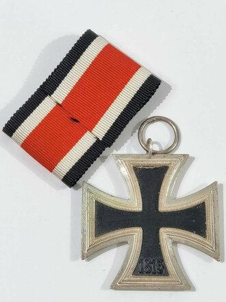 Eisernes Kreuz 2. Klasse 1939 mit Hersteller 15 im Bandring für " Friedrich Orth, Wien " seltene Variante / Hakenkreuz minimal Berieben