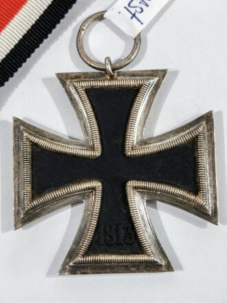 Eisernes Kreuz 2. Klasse 1939 mit Hersteller 11 im Bandring für " Grossmann & Co, Wien " seltene Variante / Hakenkreuz minimal Berieben