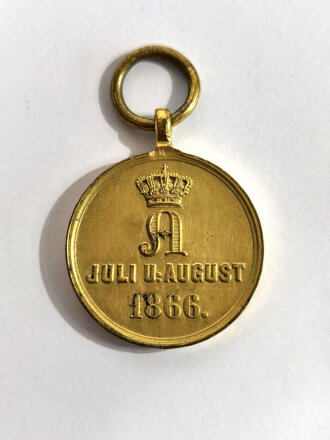 Tragbare Medaille " Juli U. August 1866 , Nassau´s Kriegern / Bronze vergoldet / Durchmesser 28 mm