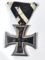 Eisernes Kreuz 2. Klasse 1914 an selbstgemachtem Dreiecksband, dieses komplett vernäht