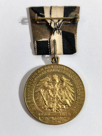 Tragbare Medaille " Erinnerung an das 50. Jährige Bestehen Inf. Reg. Markgraf Karl " / Messing / 35mm