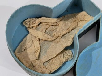 Württemberg, Paar Epauletten für einen Militärbeamten, ein kleiner Mottenschaden, sonst sehr gut erhalten. Im zugehörigen Karton