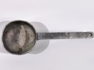 Schöpfkelle für den Essenträger der Wehrmacht aus Aluminium