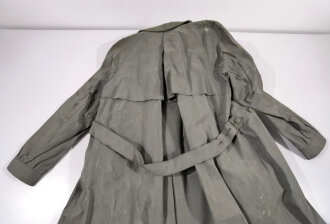 Gummierter Mantel für Kradmelder der Wehrmacht. Guter Gesamtzustand, wie immer leicht angetrocknet