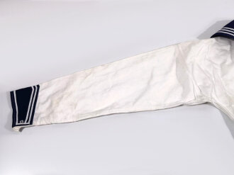 Kriegsmarine weißes Hemd für Mannschaften, getragenes Kammerstück von 1939, das Ärmelabzeichen original vernäht