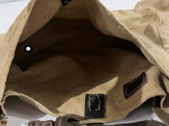 Munitionstrageeinrichtung für MG . Getragenes Stück in gutem Zustand