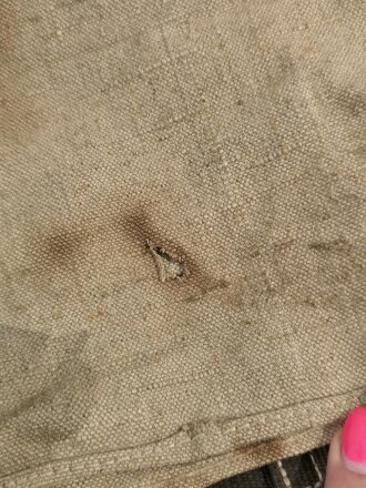 Munitionstrageeinrichtung für MG . Getragenes Stück in gutem Zustand