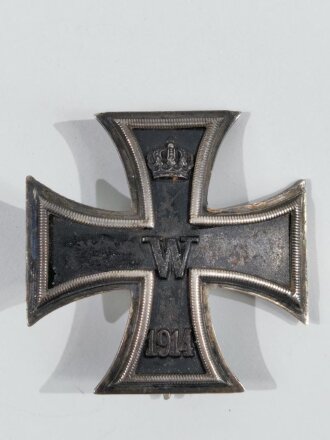 Eisernes Kreuz 1. Klasse 1914 ,  Silberstück 935, der gegenhaken alt wiederangelötet