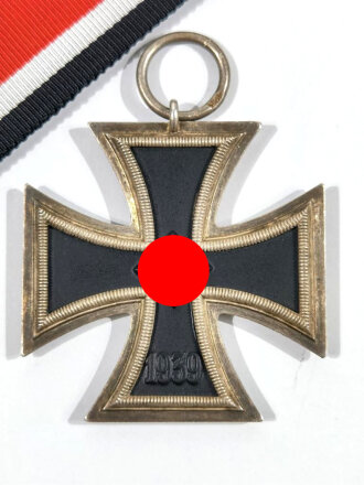 Eisernes Kreuz 2. Klasse 1939, im Bandring Hersteller 123...
