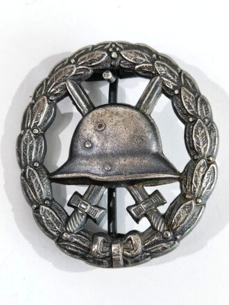 1. Weltkrieg, Verwundetenabzeichen silber, durchbrochene Ausführung, Eisen versilbert, angelaufen